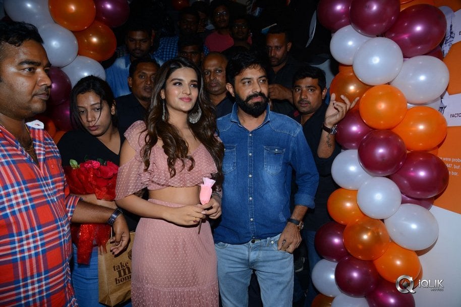 Nidhhi-Agerwal-Launches-Chocolate-room-Store-in-Hitex-City